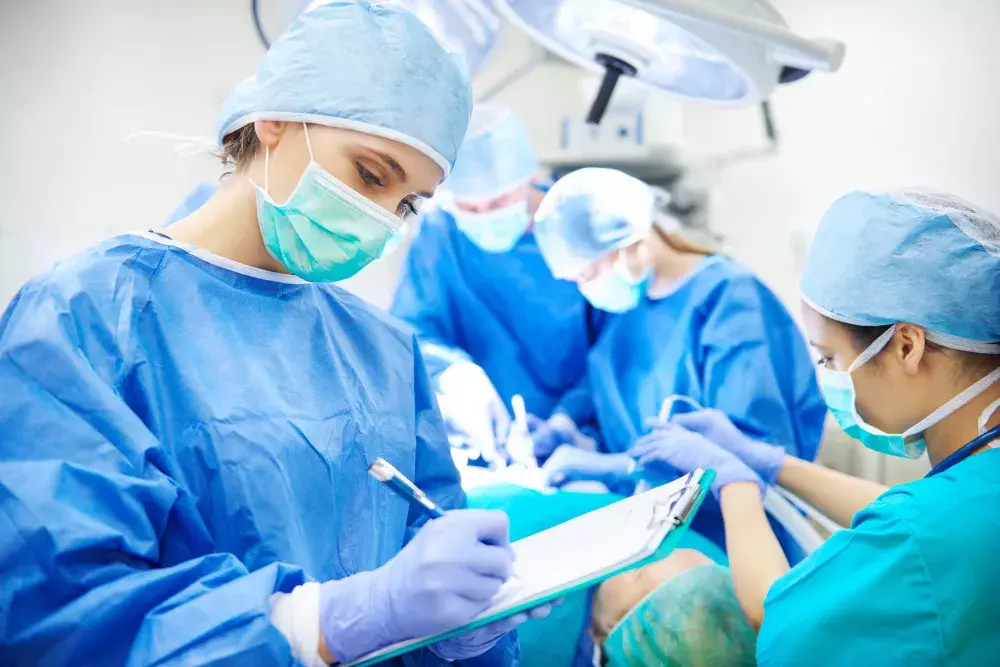 A Importância da Conformidade com Normas da Anvisa no Controle de Pragas Hospitalares